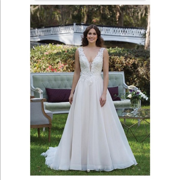Size 12 Wedding Dresses